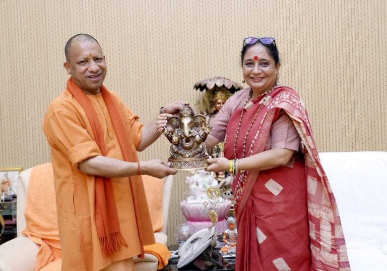 ऋतु खण्डूडी भूषण ने मुख्यमंत्री योगी आदित्यनाथ से लखनऊ में की भेंट, उत्तराखंड के लोकपर्व इगास बग्वाल की दी शुभकामनाएं………..
