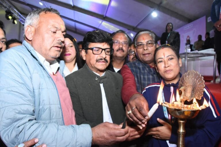 खेल मंत्री ने अल्मोड़ा में किया योगासन प्रतियोगिता का शुभारंभ……………..