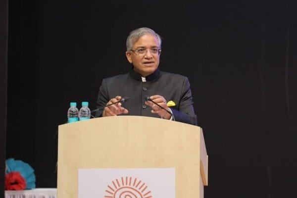 निर्वाचन आयोग द्वारा पहली बार आईआईआईडीईएम में विभिन्न बैचों में 1 लाख से अधिक बूथ लेवल अधिकारियों (बीएलओ) के लिए प्रशिक्षण प्रारंभ…………………………
